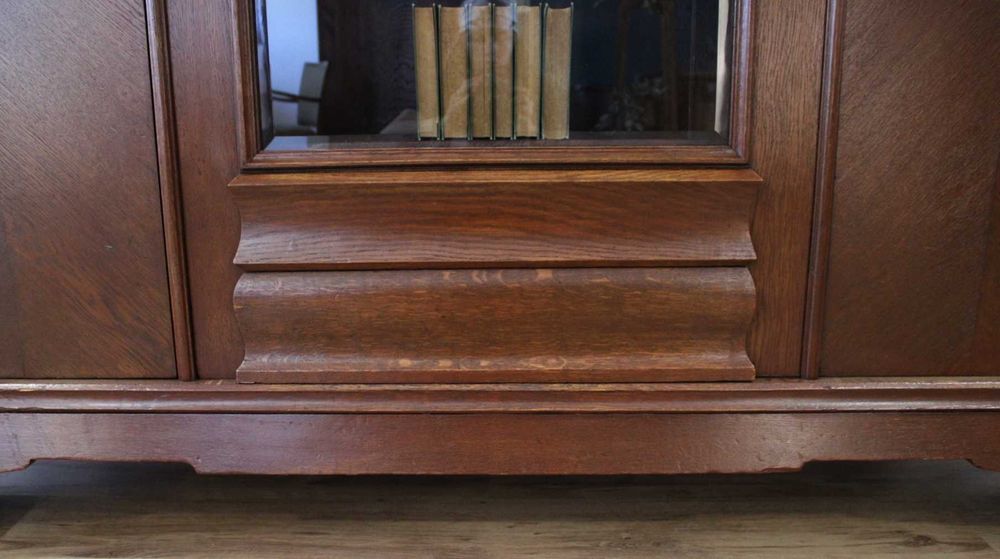 tradycyjna biblioteka międzywojenna 082304