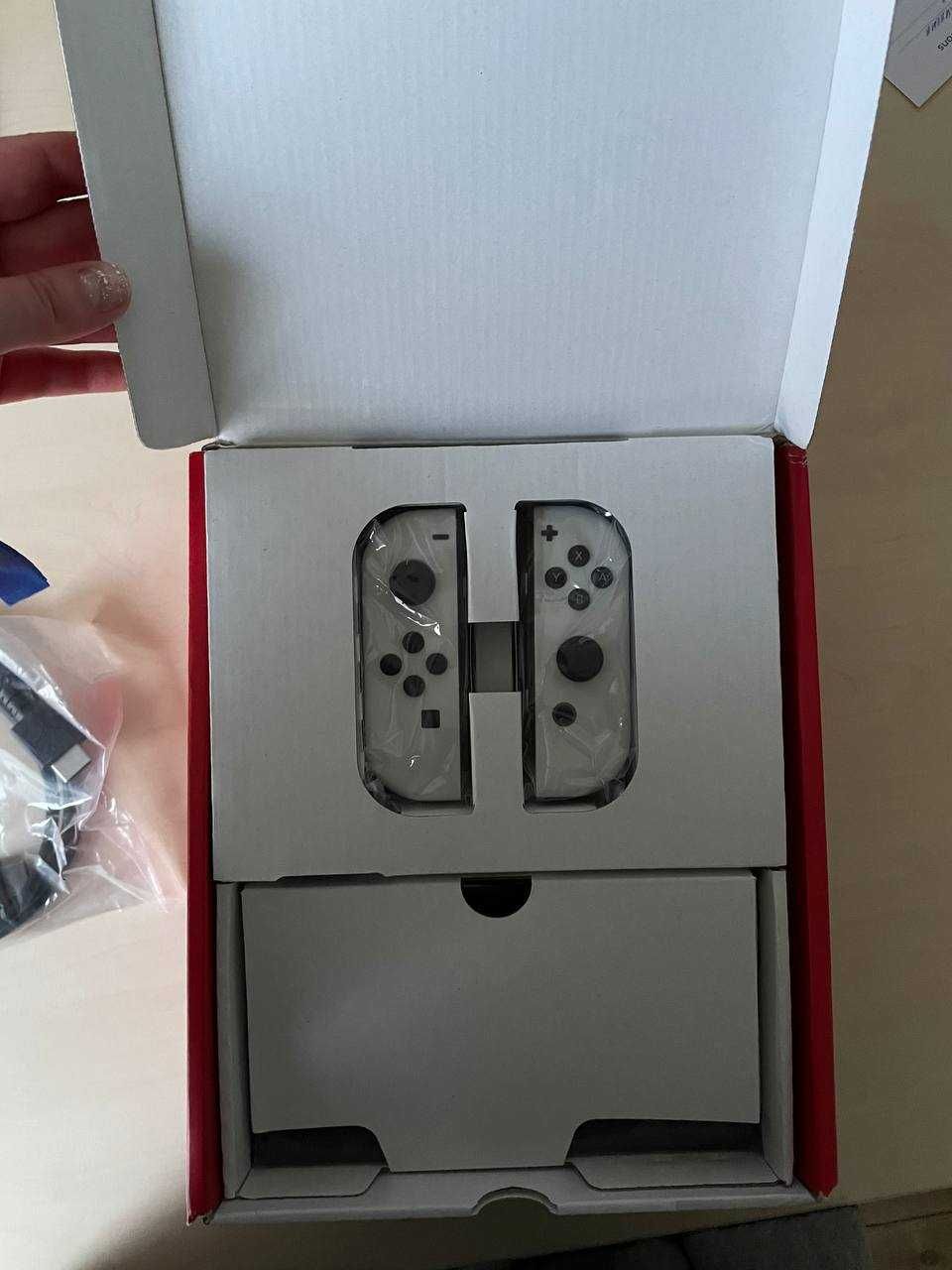 Nintendo Switch White