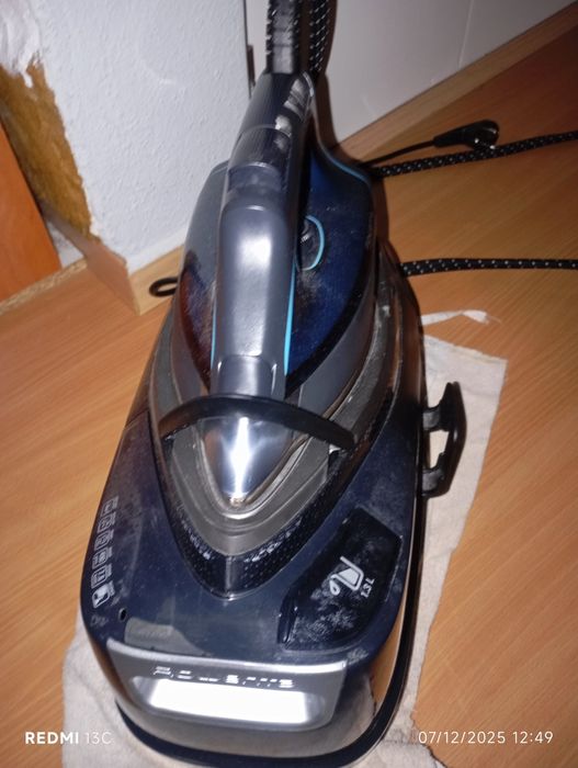 Ferro de engomar a vapor(ver descrição)