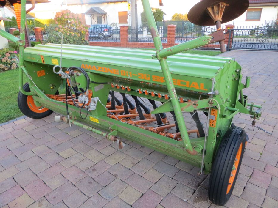 Siewnik Amazone D8-30 Special szer 3 m.