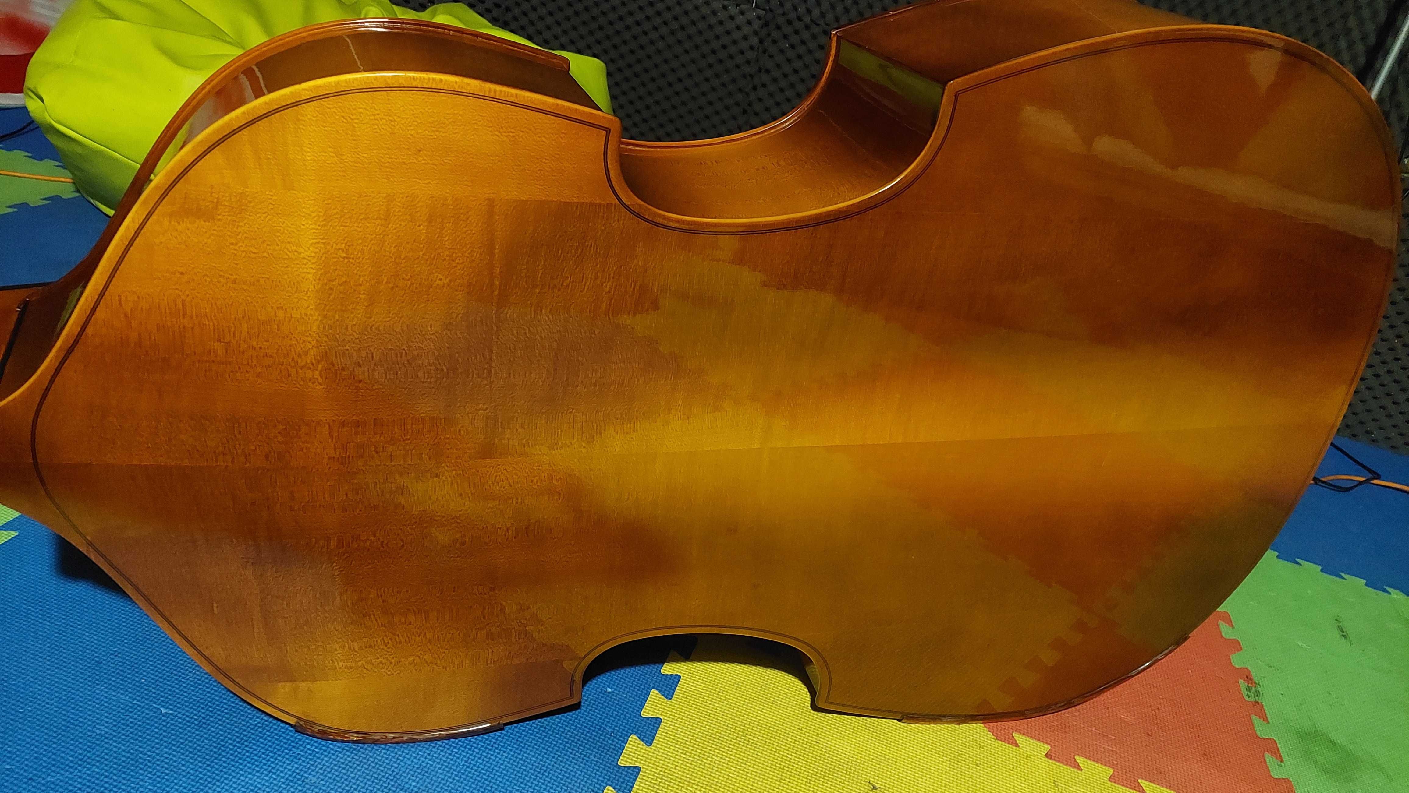 Contrabaixo 3/4 em madeira maciça (Thomann 33 3/4 Europe Double Bass)