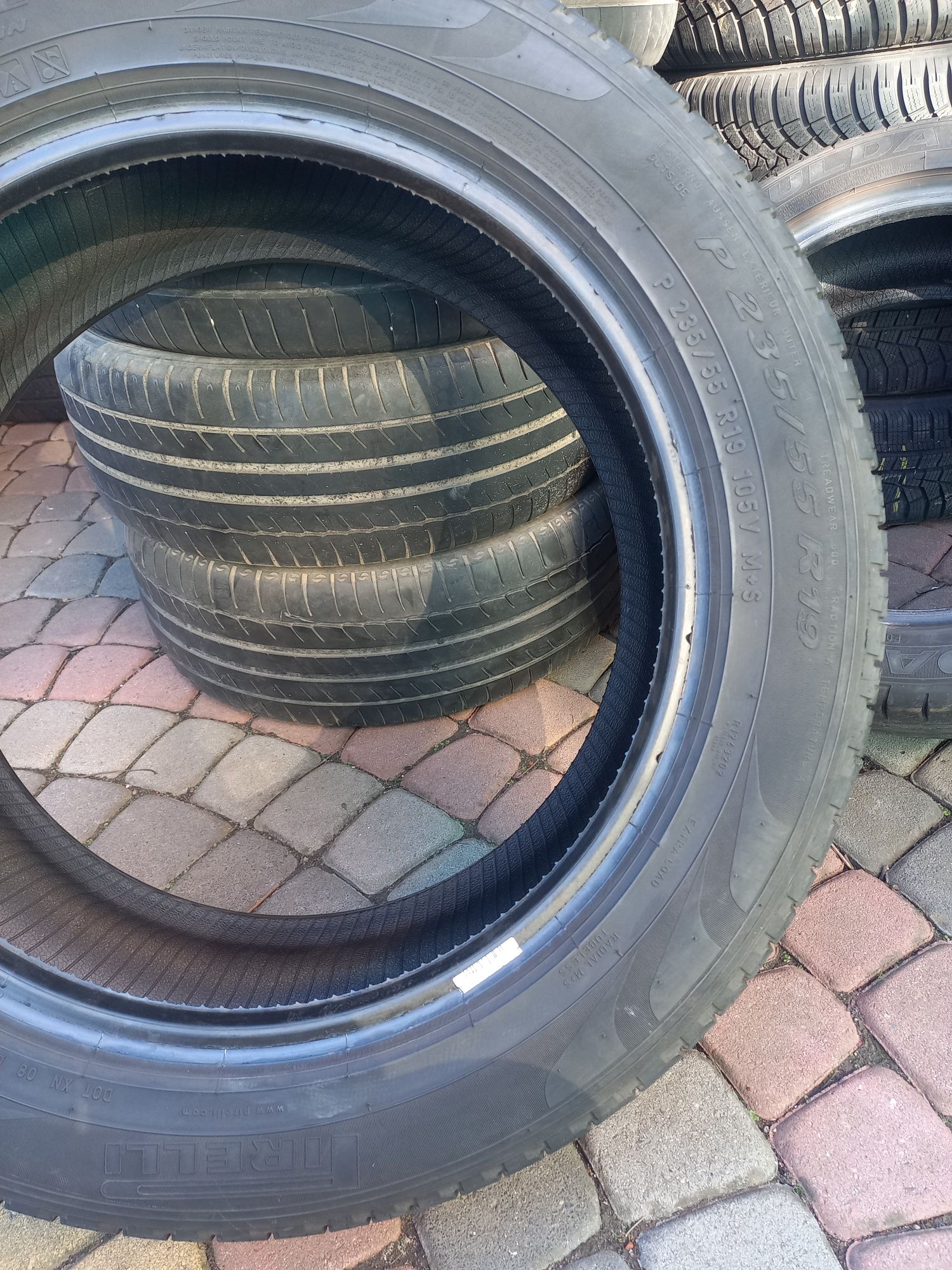 Шини 235/55/19 Pirelli