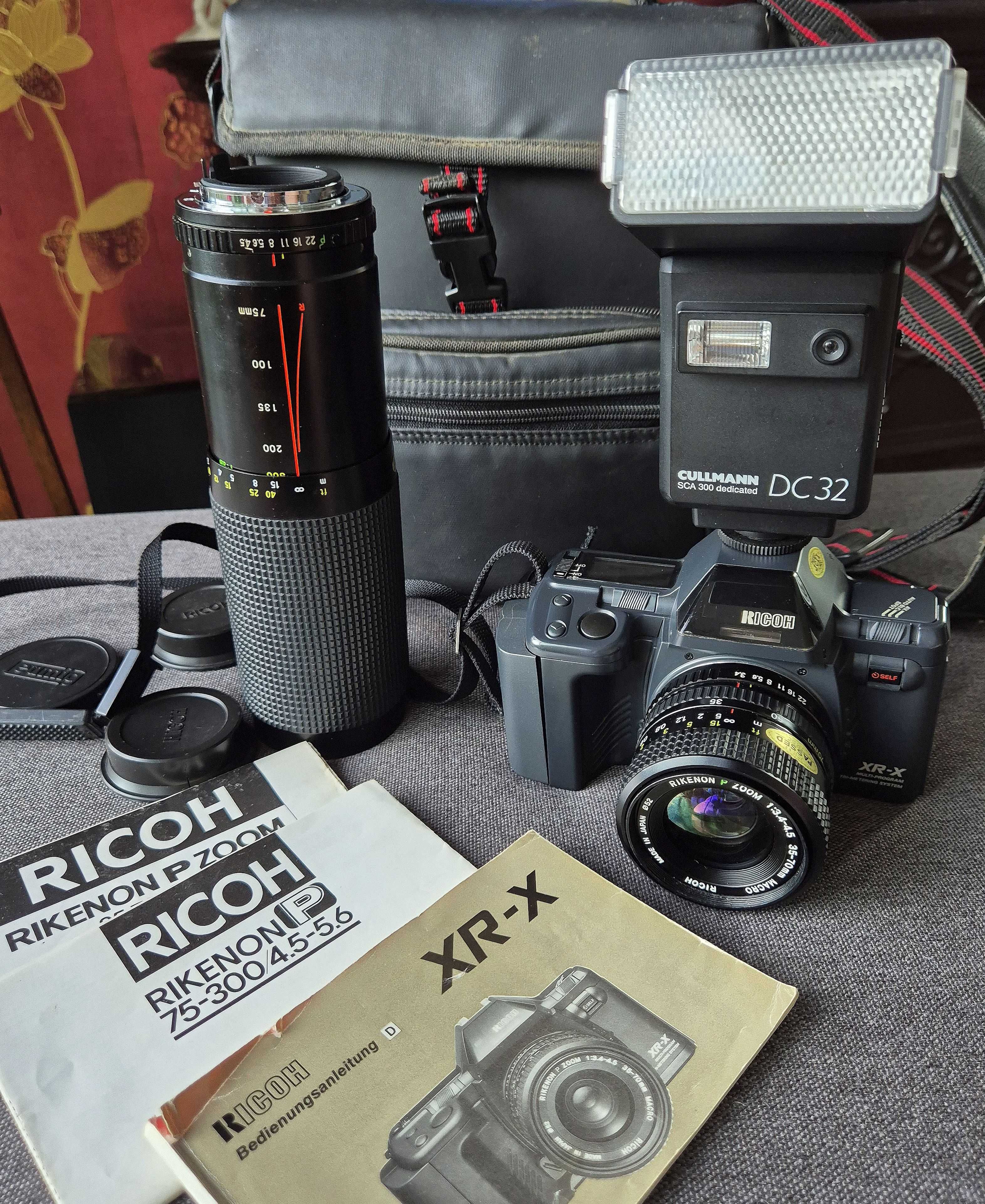 Aparat foto analogowy RICOH XR-X dwa obiektywy lampa torba vintage