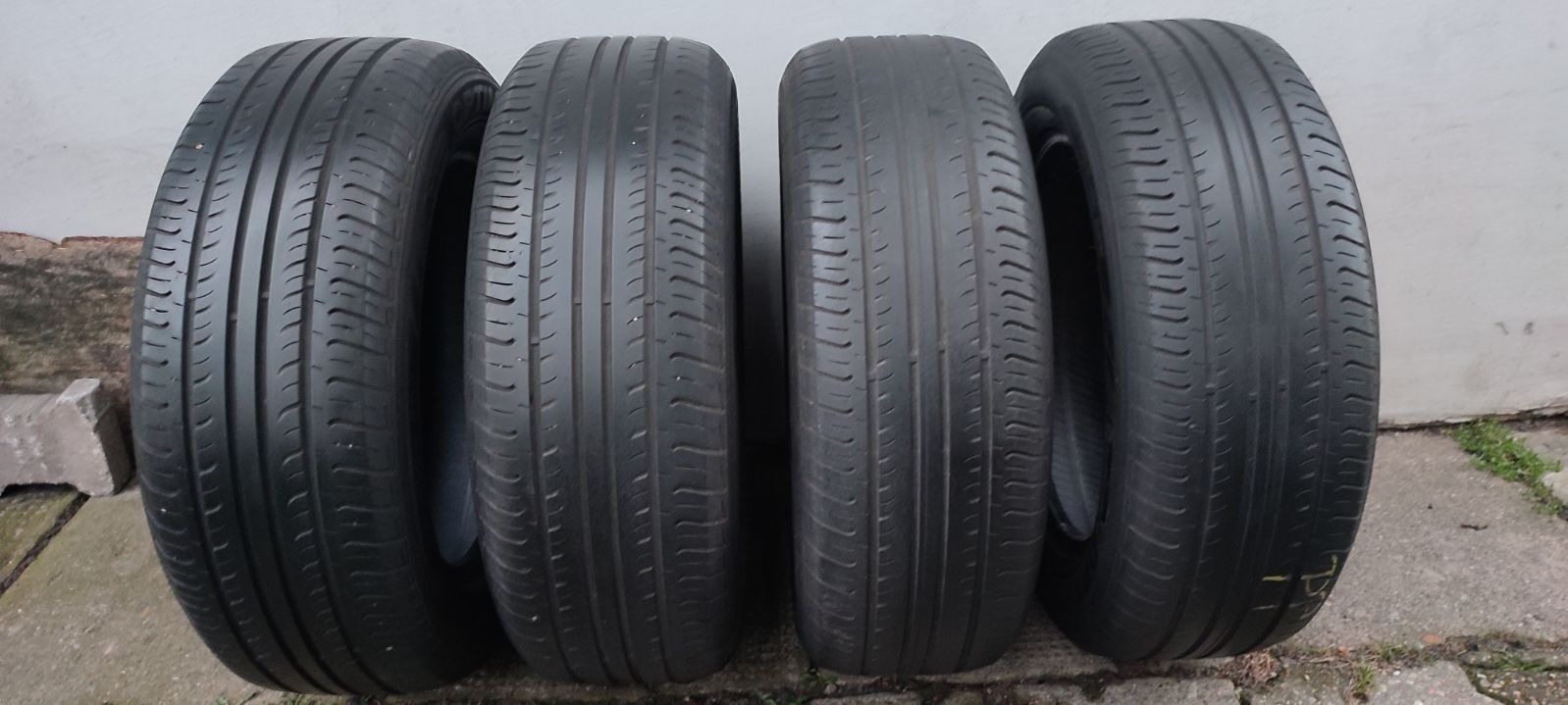 Komplet opon Hankook Optimo 225/60 R17