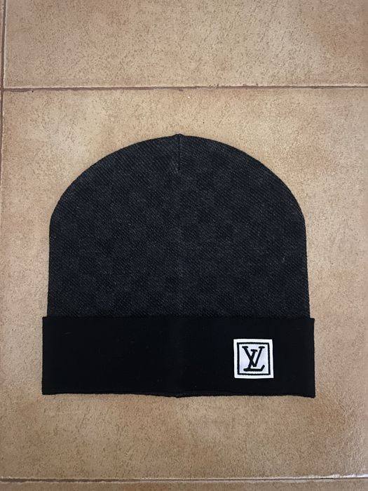 Louis Vuitton Gorros e Cachecóis