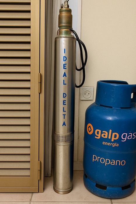 Bomba de furo trifásica