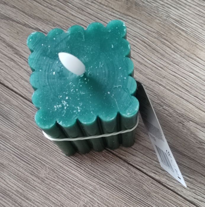 Dekoracja LED imitująca świecę zielona nowa