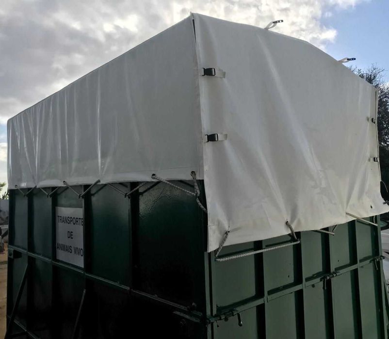 Trabalhos em Lona / Pvc – Reparações e Fabricação