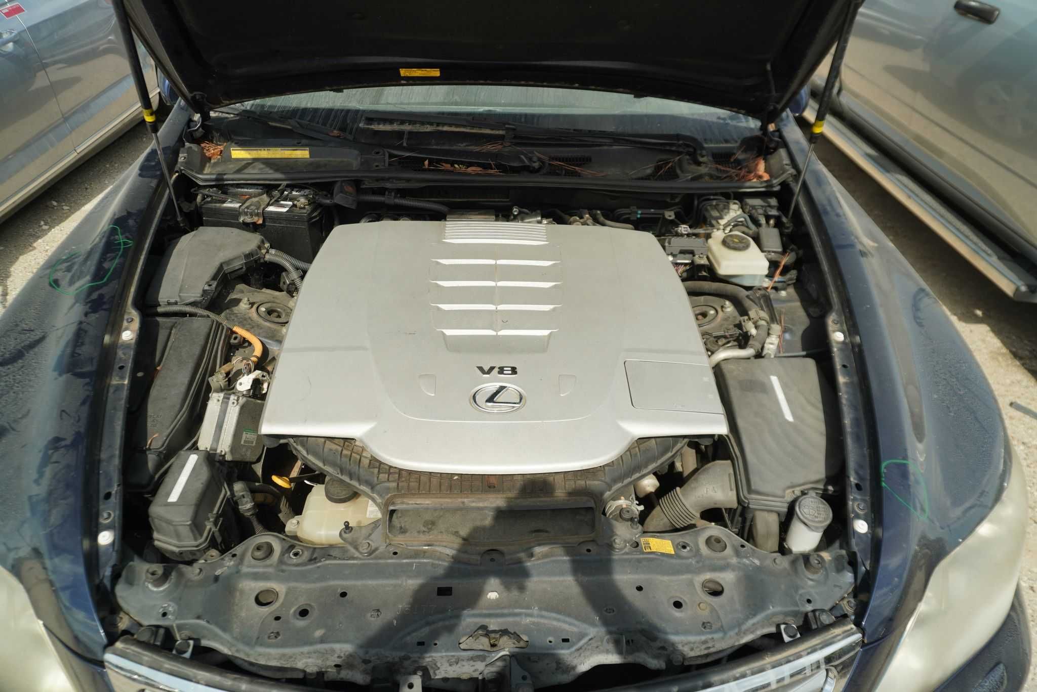 Лексус ЛС460 / Lexus LS460 США шрот б/у запчастини розборка (двигун)