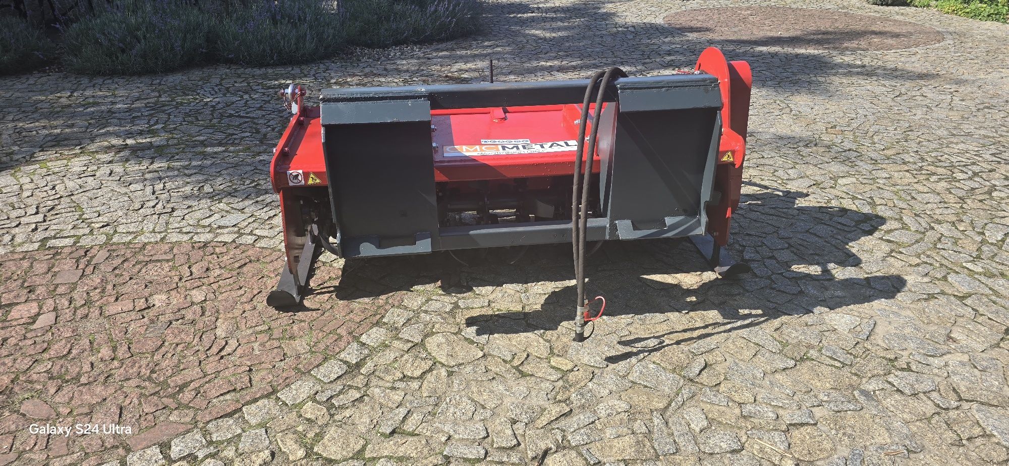 Glebogryzarka hydrauliczna