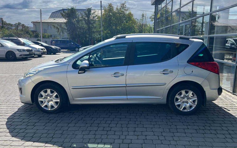 Peugeot 207 2010