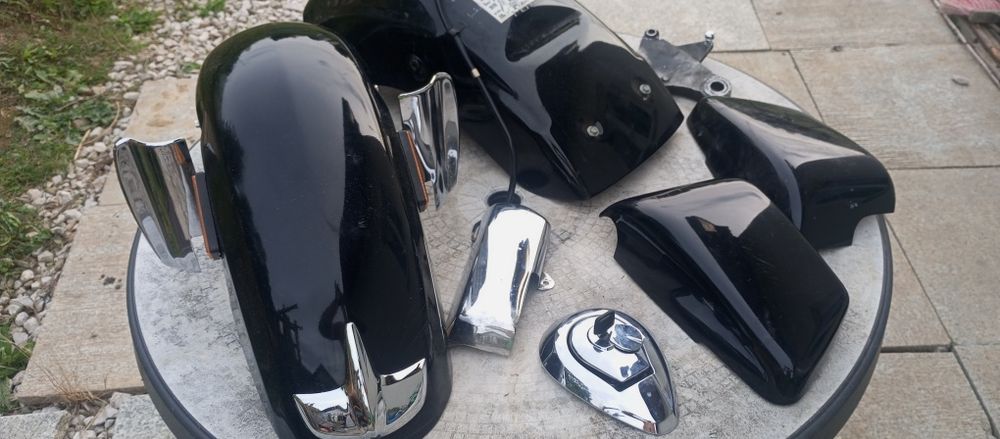 Honda Valkyrie Interstate  błotnik korek paliwa części