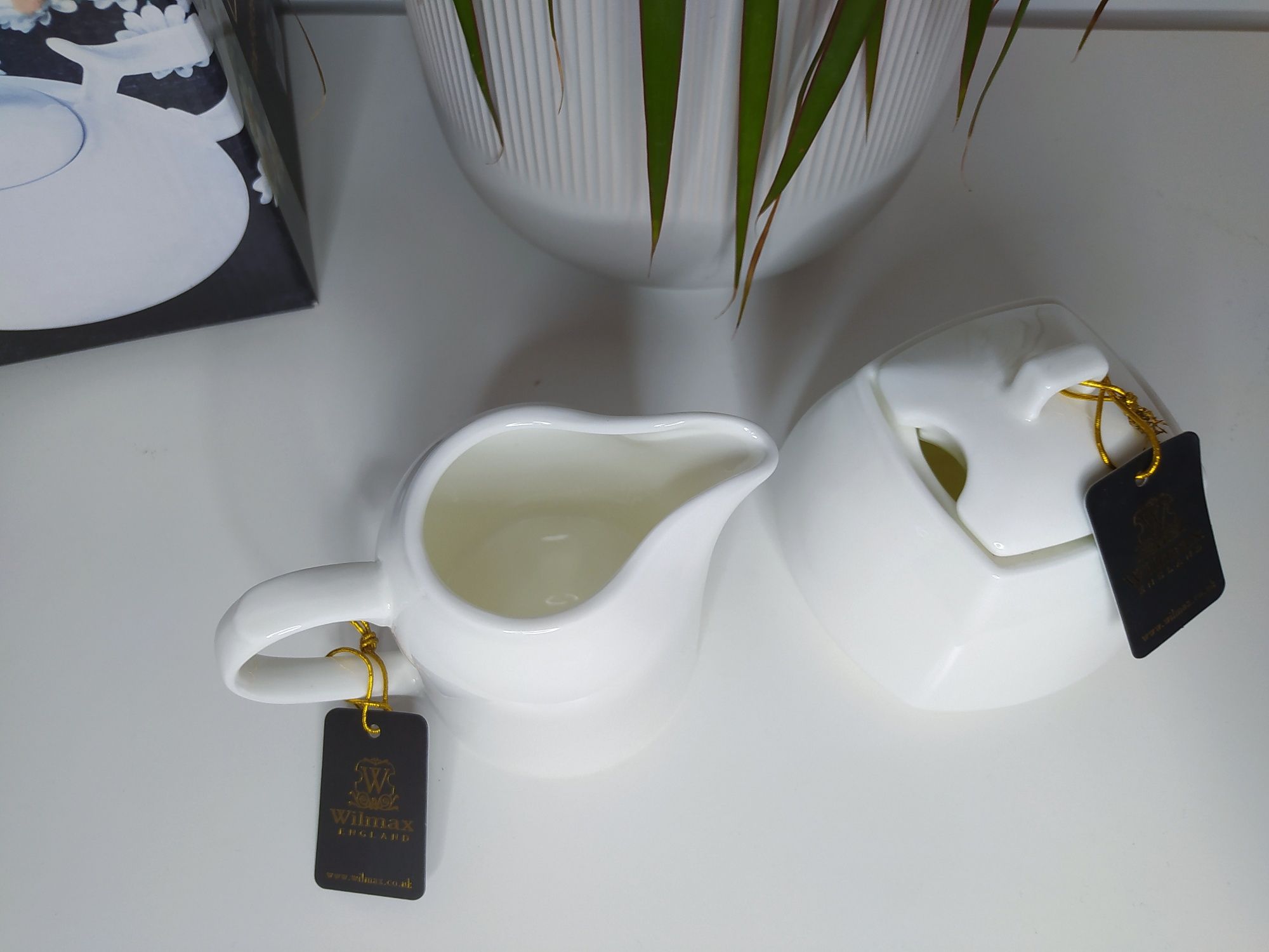 Zestaw porcelanowy, Imbryk, dzbanek do herbaty, na mleko, cukiernia