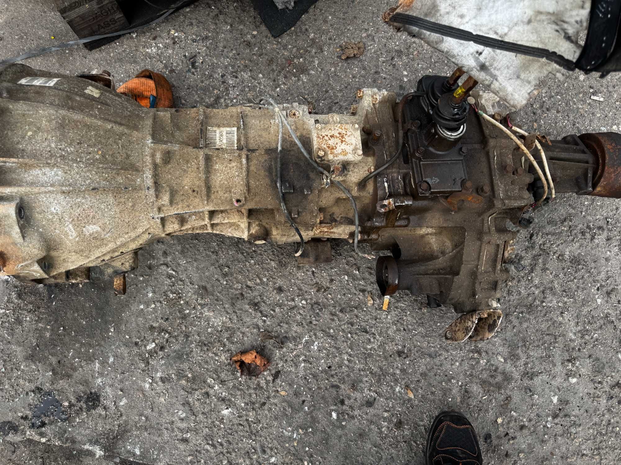 skrzynia biegów l200  + reduktor v5mb1-j-neg