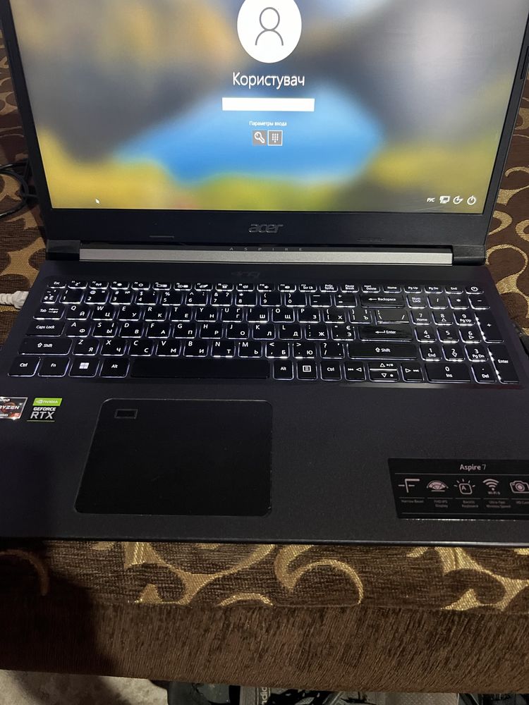 Ноутбук Acer aspire 7