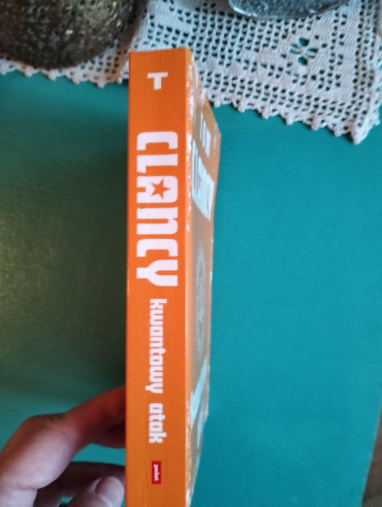 Książka : Kwantowy atak - Tom Clancy