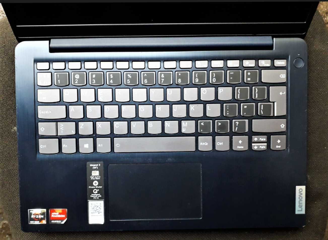 Laptop Lenowo AMD Ryzen 5, 5500U ! Nowy-Nieużywany ! Stan Idealny !