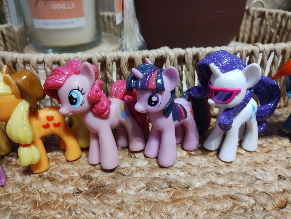 Kucyki My Little Pony wszystkie przyjaciółki Spike Luna i kucykonietop