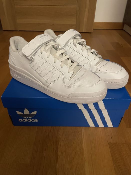 BUTY Adidas Forum low (rozm.44)