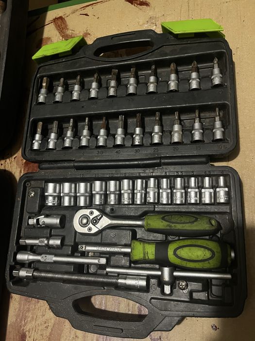 Zestaw narzedzi nasadek Niteo tools 3/8 1/2 grzechotka torx 42 element