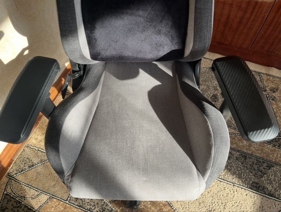 Крісло для геймерів GT Racer X-8005 Light Grey/Black Suede