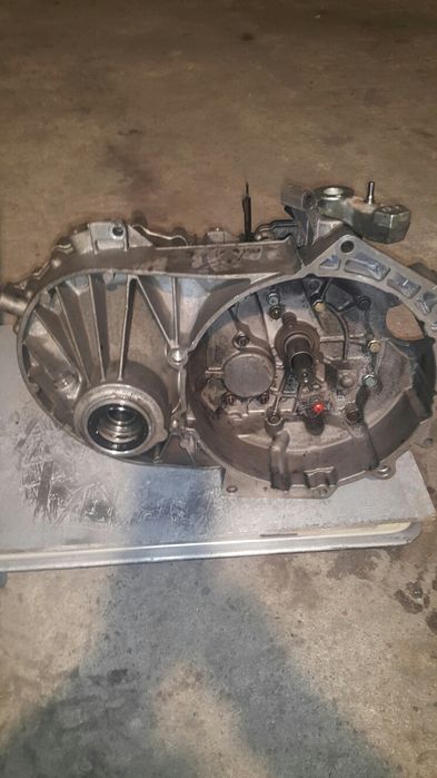 Skrzynia biegow vw T5 T6 1.9TDI 5 biegow