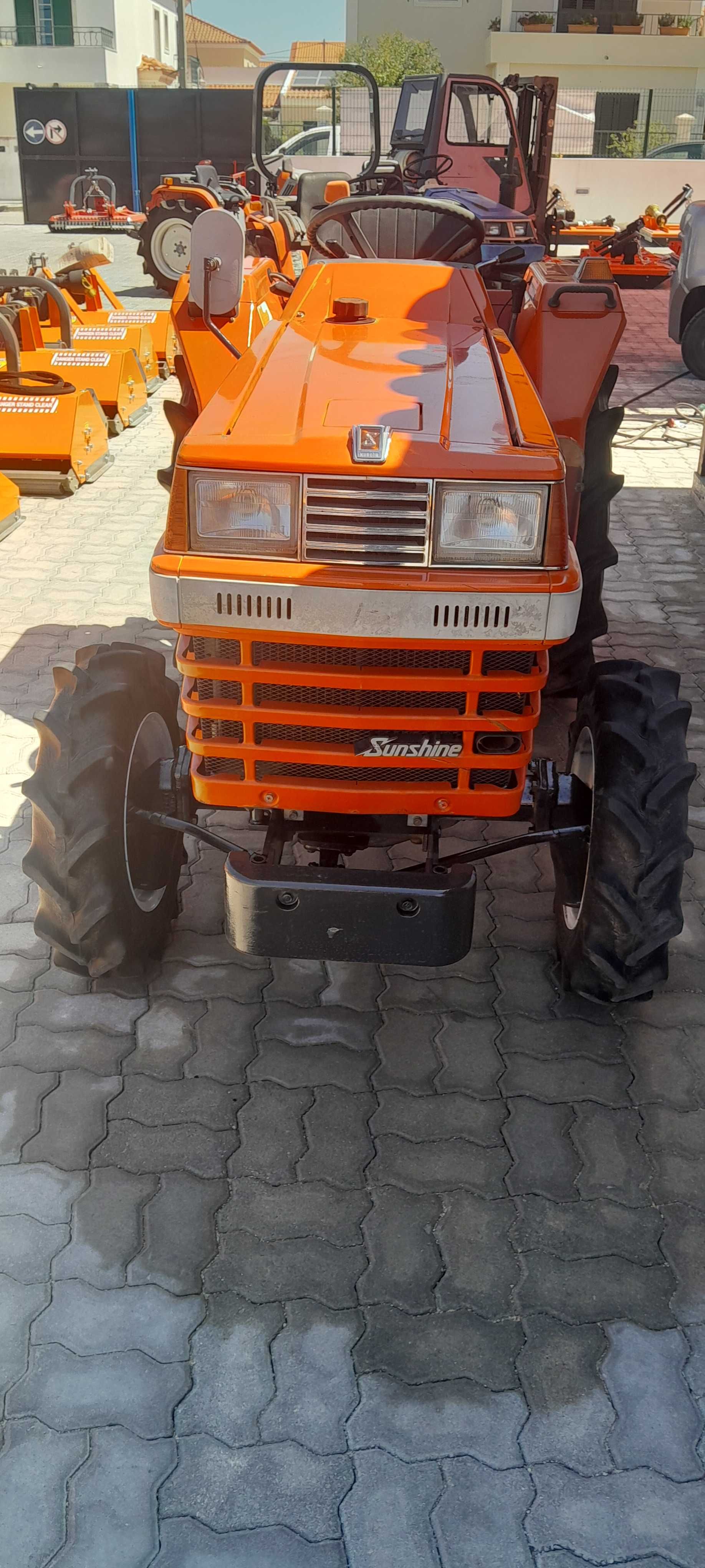 Kubota Sunshine L1-185 /25 cv/Inversor/4x4/3 cilindros/Impecável