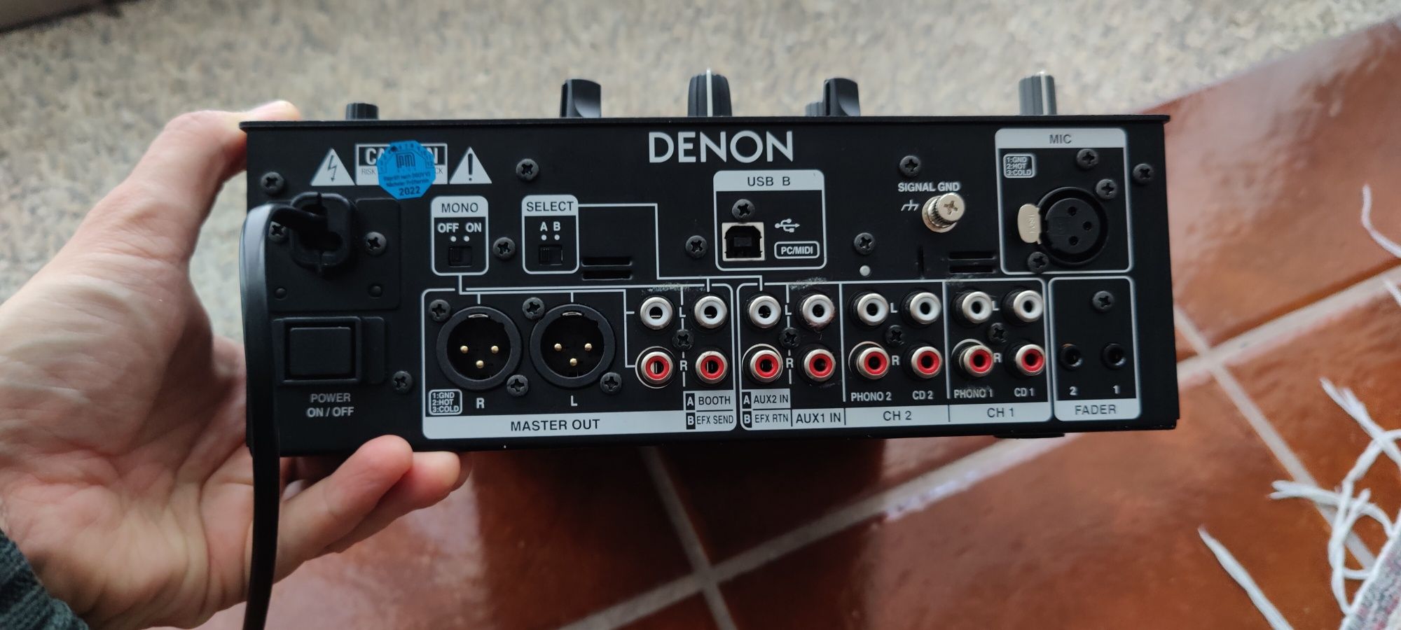 Mesa de mistura Denon dn-x600