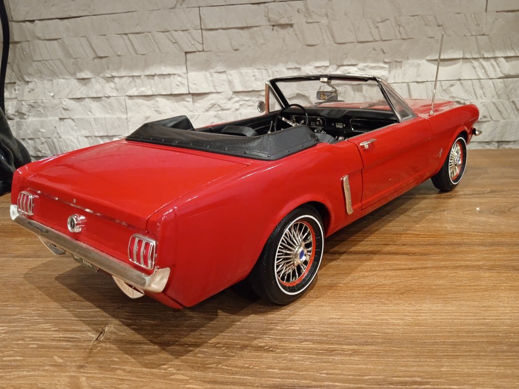 1:12 ERTL 1964 Ford Mustang 1/2 model 1:12 nie 1:18