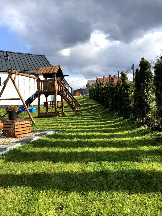 Tulichatki- domki w Beskidach z widokiem na jezioro