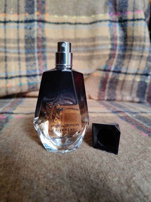 Givenchy «Ange ou Demon»