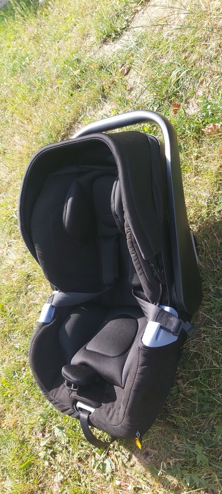 Fotelik samochodowy recaro 0-13 kg z bazą