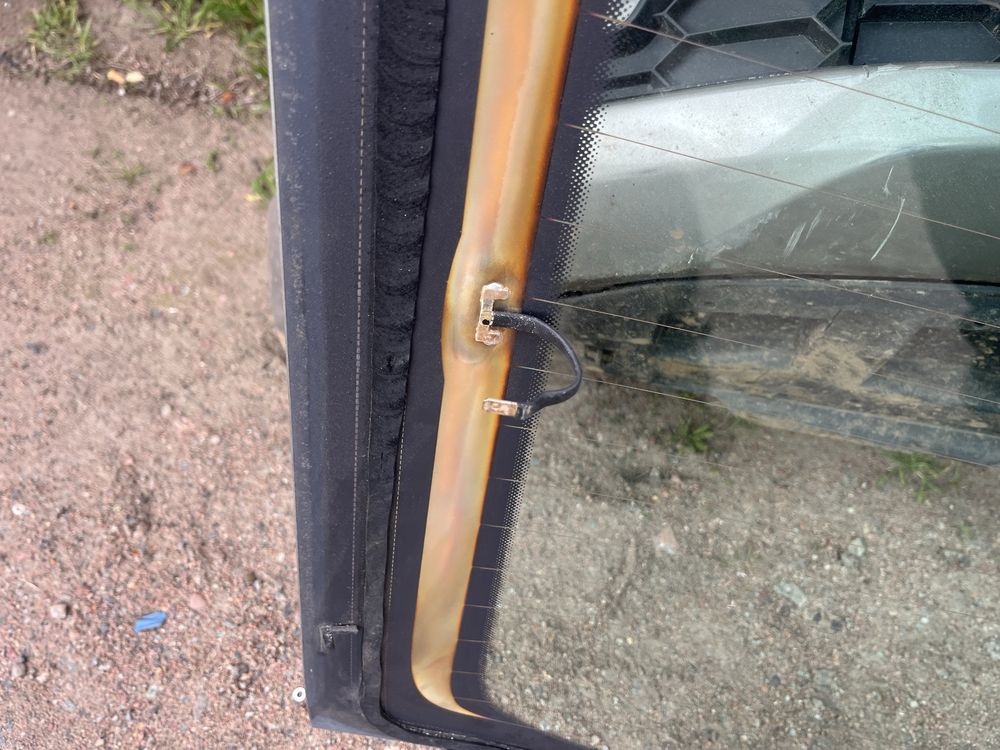 Скло Стекло багажника Skoda Rapid Seat Toledo 4