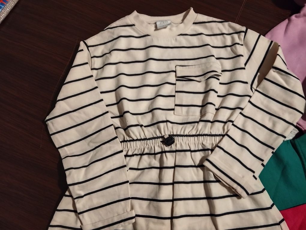 Paka Zara 122, bluza z kapturem, sweterek, sukienka