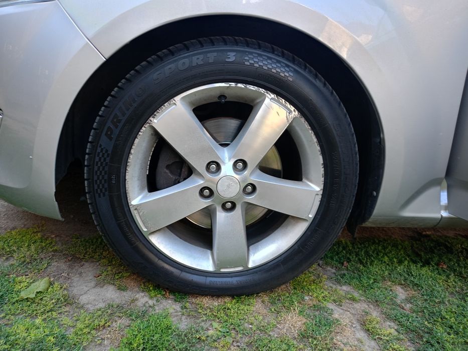 Sprzedam felgi stalowe i aluminiowe opony kąpaki