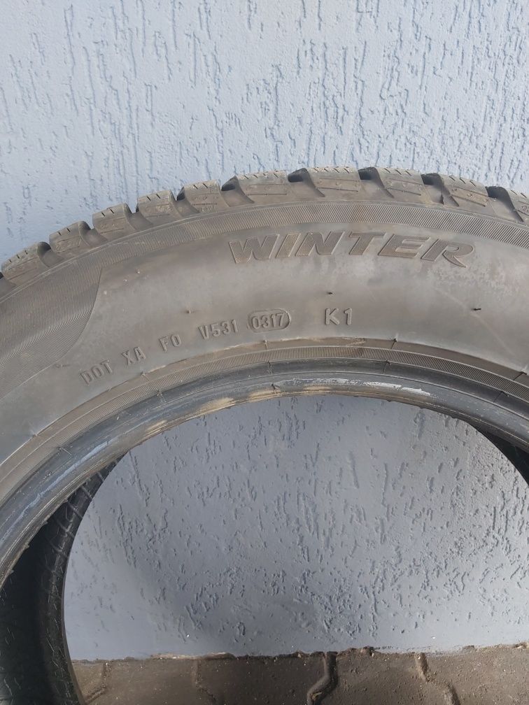 Opona Pirelli Sottozero 3   1szt   7MM