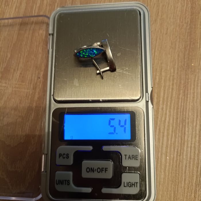 Кольца, серьги женские серебро.