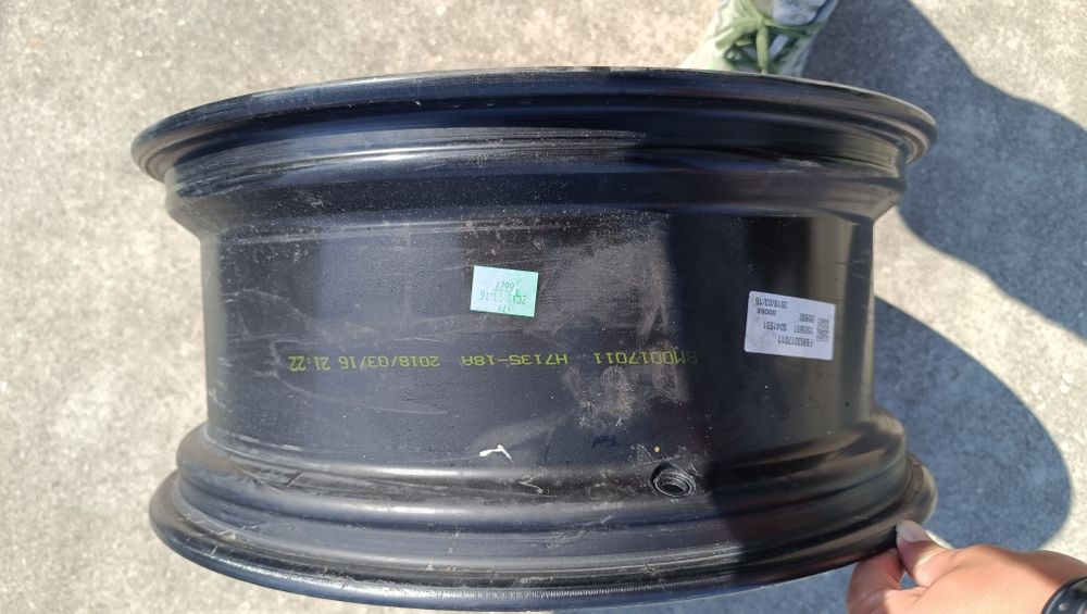 Duas Jantes bmw 20 624m originais um 8j e  8.5j