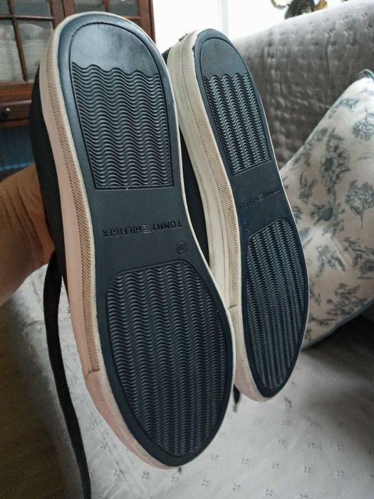 Tenis Tommy Hilfiger n 40 em bom estado