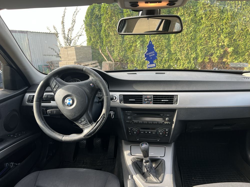 Bmw 318i 2007r e91