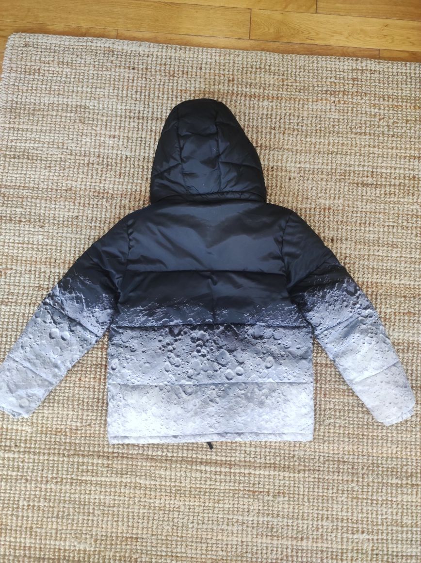 Chłopięca kurtka zimowa NASA marki H&M