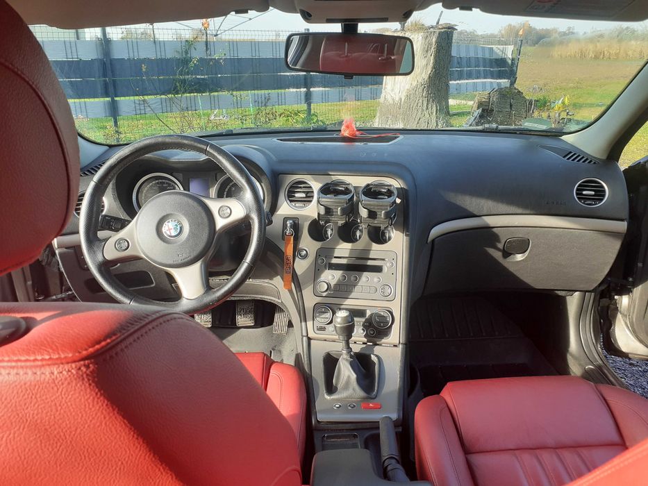 Samochód osobowy Alfa Romeo 159 1,9 JTDm 8v sportwagon (939)
