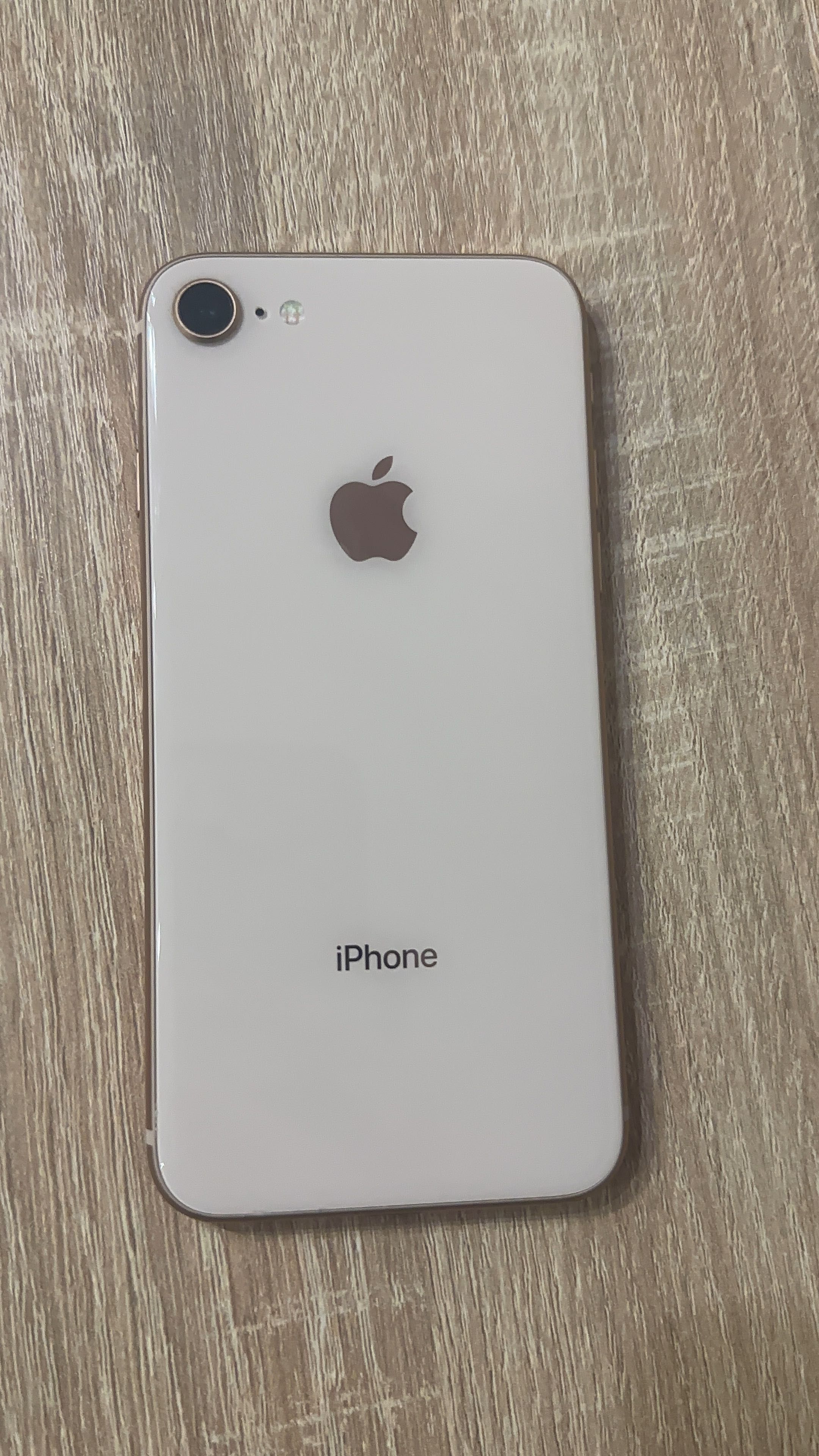 iPhone 8 64gb gold неверлок