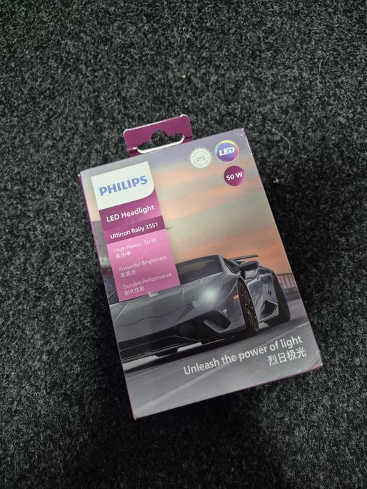 Lâmpadas LED Philips Ultinon Rally 3551