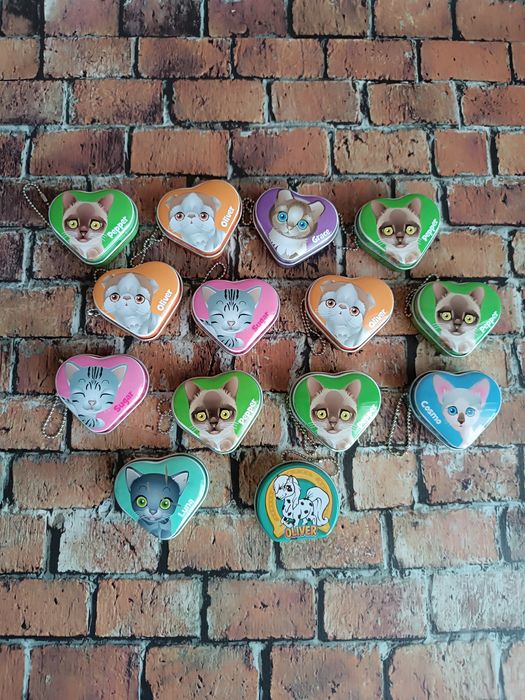 Маленькі котики і коробці