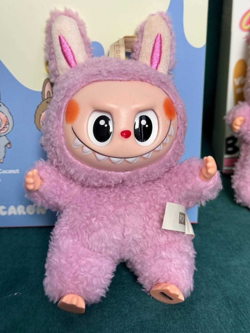 Labubu La Bubu hit extra cena