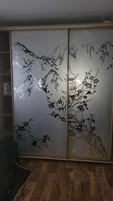 Шкаф Купе без дефектів!240 висота  200 ширина та 60 глубина!