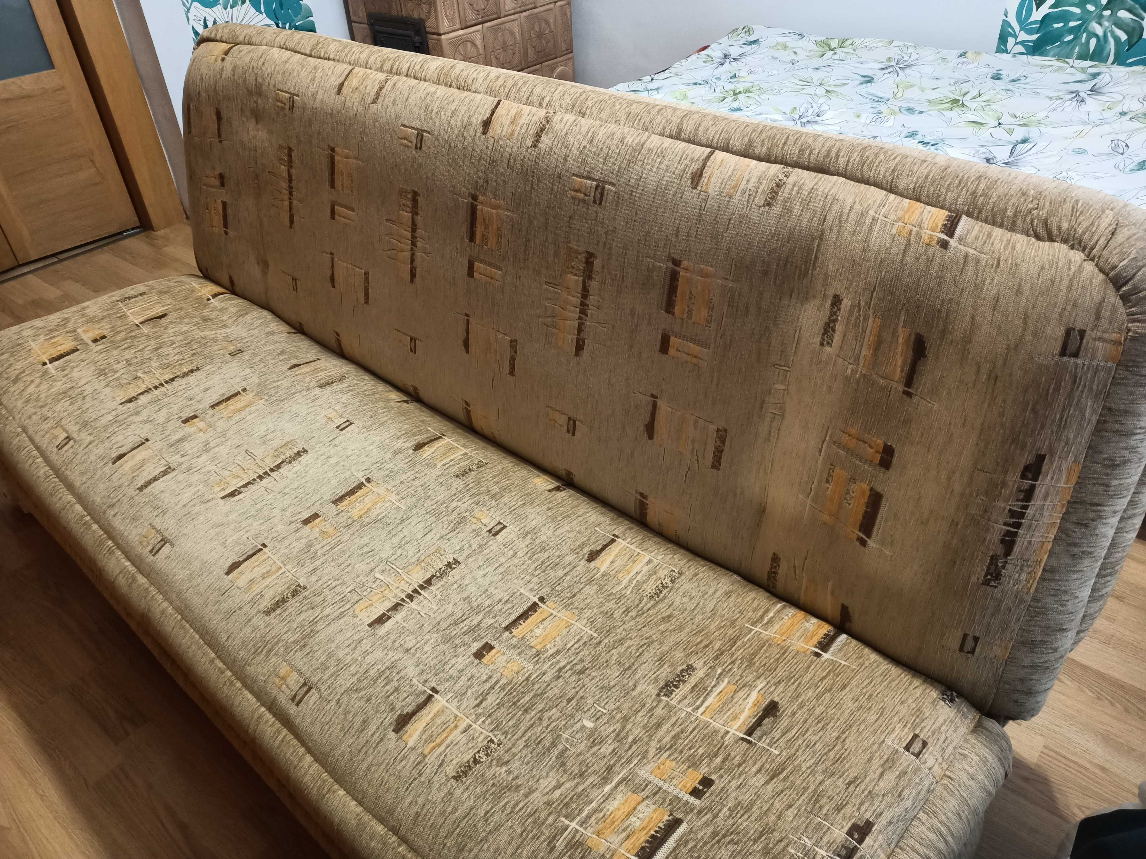 Kanapa, sofa rozkładana z pojemnikiem na pościel
