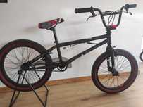 Vendo bmx nova !