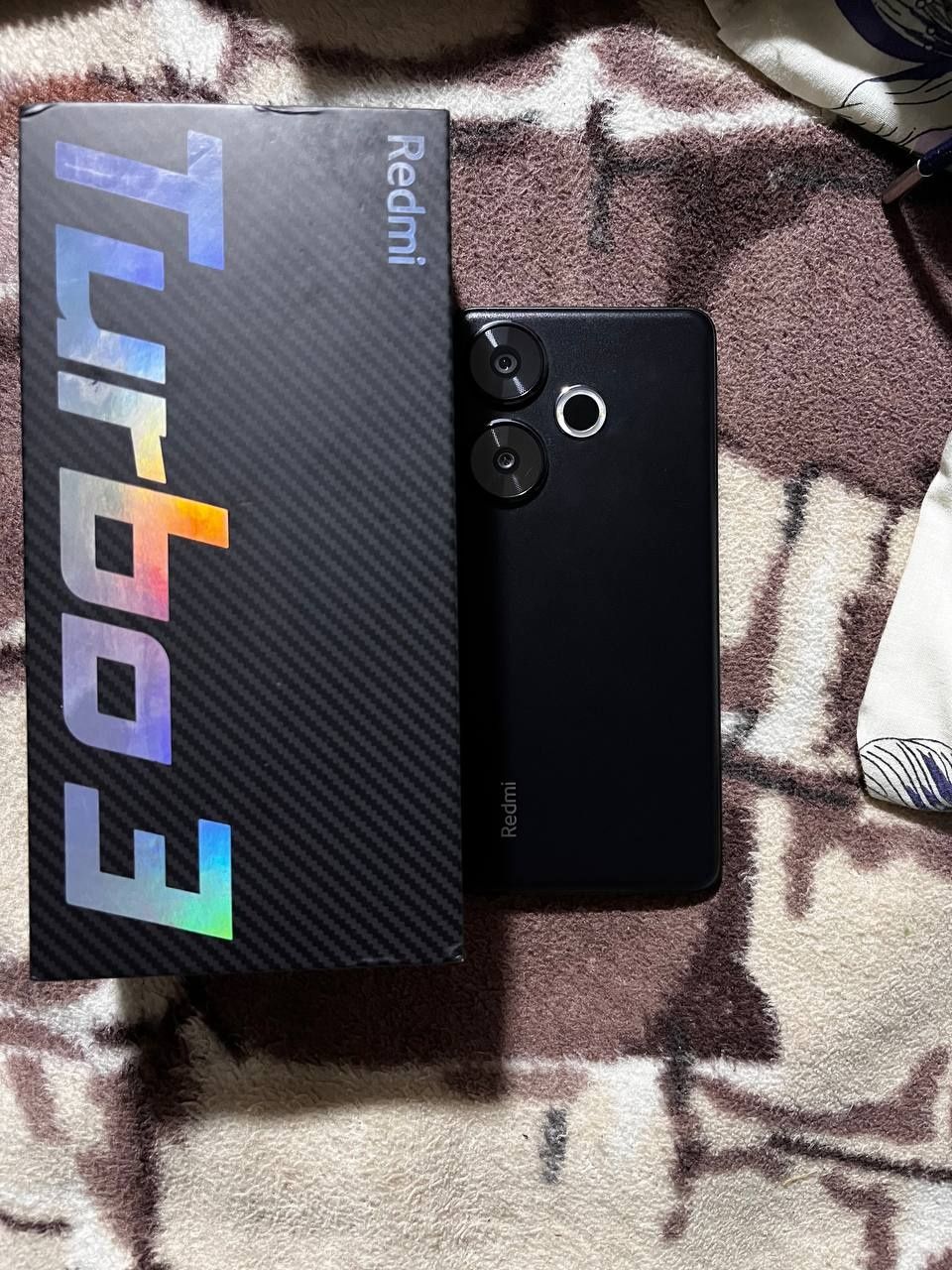 Redmi turbo 3 8/256 GB